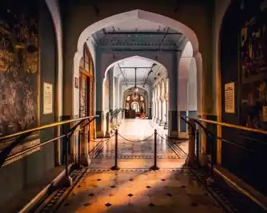 destination image
